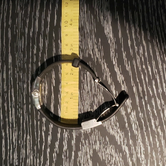 Genuine Swiss Wenger Watch - Picture 11 of 13